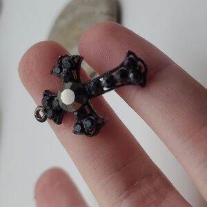 Crystal black ⚫️ cathedral cross‎ necklace pendant